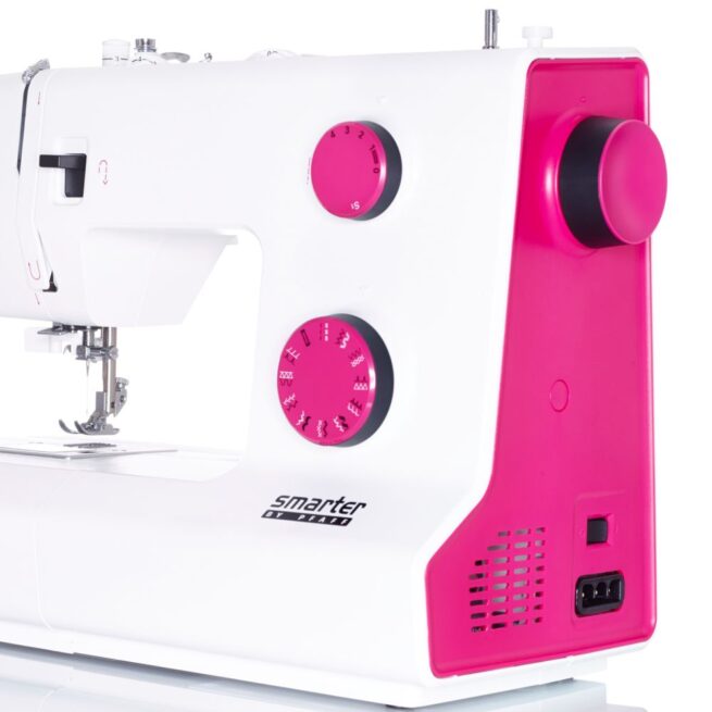 Smarter by Pfaff 160S perusompelukone - Image 2